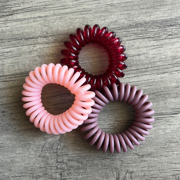 FREE add on | Bundle of NEW Hair Ties - Picture 2 of 4